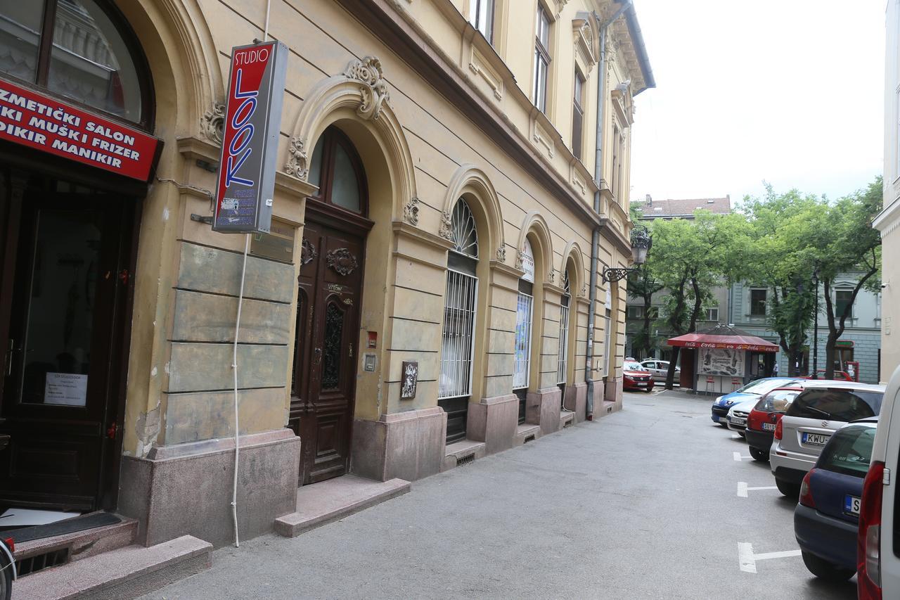Apartman Centar 2 수보티차 외부 사진