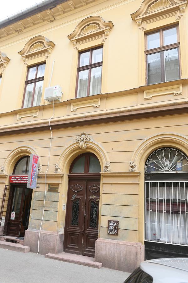 Apartman Centar 2 수보티차 외부 사진